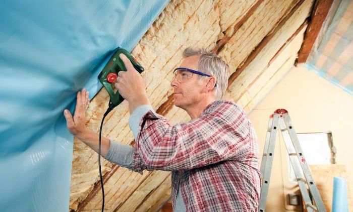 Степлер Bosch PTK 14 EDT, скобо 11.4мм, гвозди 14мм, 30уд/мин, 1.1кг