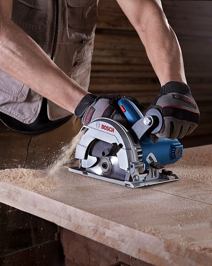 Пила дискова Bosch Professional GKS 600 1200Вт 165мм 3.6кг