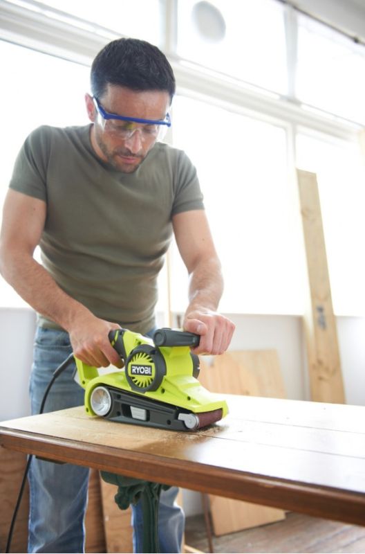 Шліфмашина стрічкова Ryobi EBS800 800Вт 76мм 320об/хв 3.3кг