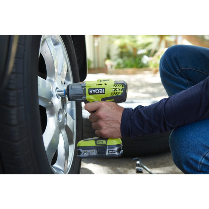 Гайковерт ударный аккумуляторный Ryobi ONE+ R18IW3-0 18В 2900об·мин 400Нм 1/2" 3 скорости 1.6кг без АКБ и ЗУ