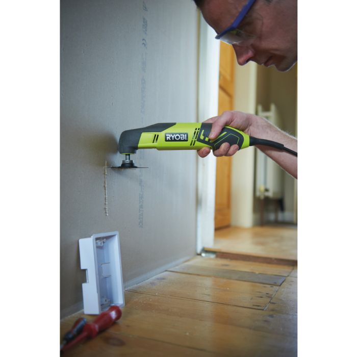 Багатофункціональний інструмент мережевий реноватор Ryobi RMT200-S 200Вт 10000-20000об/хв кут коливань 3° 1.6кг