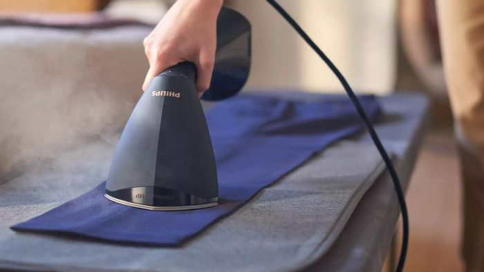 Отпариватель Philips компактный 8000 Series, 1600Вт, 230мл, постоянный пар - 32гр, керам. подошва, черный