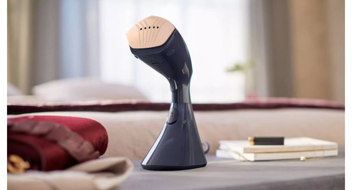 Отпариватель Philips компактный 8000 Series, 1600Вт, 230мл, постоянный пар - 32гр, керам. подошва, черный
