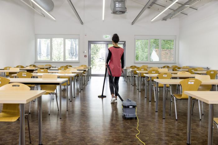 Пилосос професійний Karcher T 11/1 Classic 850Вт 235мБар контейнер 11л 3.9кг