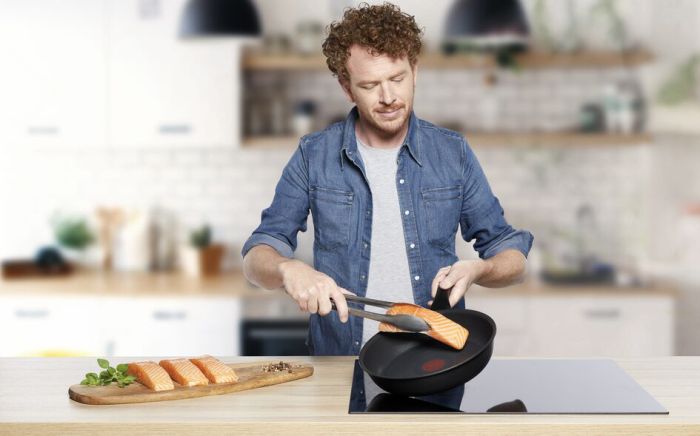 Сковорода Tefal Unlimited, 28см, алюминий, черный