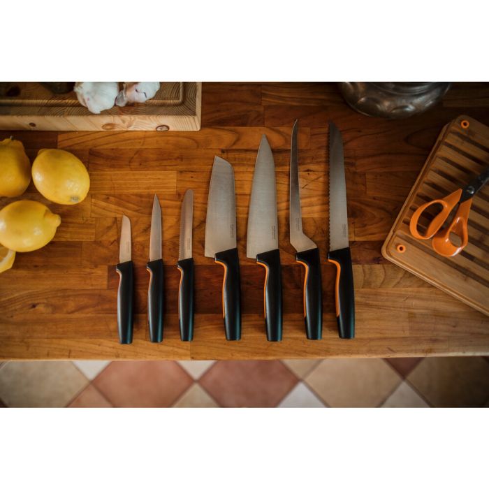 Кухонный нож поварской Fiskars Functional Form, большой, 19.9см, нержавеющая сталь, пластик, черный