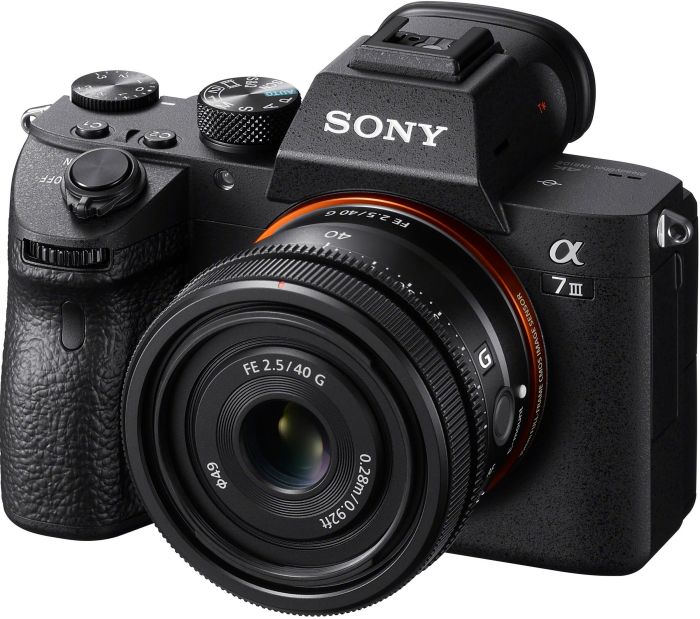 Объектив Sony 40mm, f/2.5 G для камер NEX