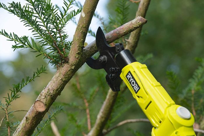 Сучкоріз-висоторіз акумуляторний Ryobi ONE+ RY18PLA-0 18В різ 32мм 3.5кг без АКБ та ЗП