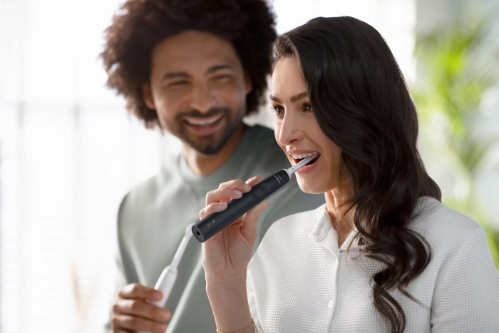 Щітка зубна електр. Philips, Sonicare 3100 series, 31т. колив/хв, насадок-1, чорний