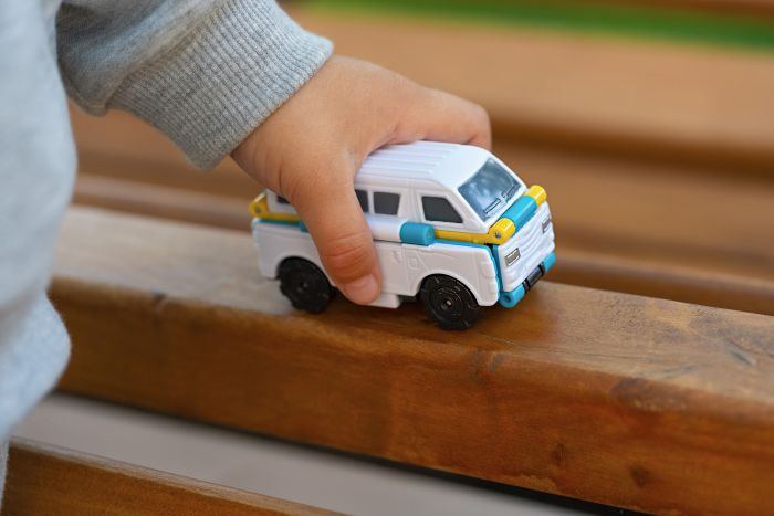 Машинка-трансформер Flip Cars 2 в 1 Городской транспорт, Автобус и Микроавтобус