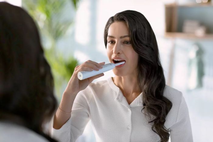 Щітка зубна електр. Philips, Sonicare 3100 Series, 31т. колив/хв, насадок-1, білий