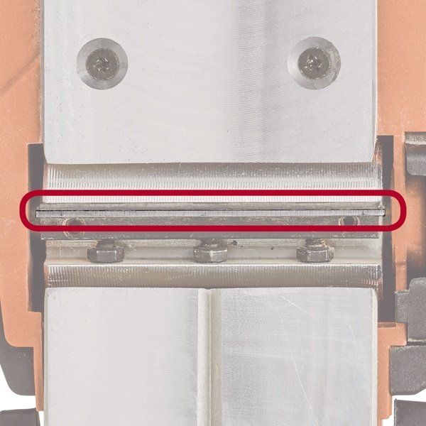 Рубанок аккумуляторный Einhell TE-PL 18/82 Li-Solo, PXC 18В, 82мм, строгание до 2мм, 2.4кг, без АКБ и ЗП