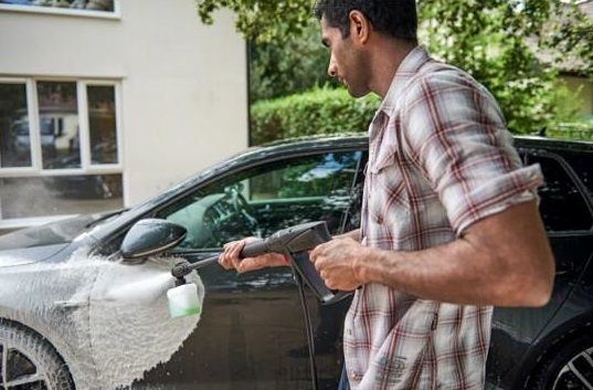 Минимойка высокого давления Bosch EasyAquatak 110, 1300Вт, 110бар, 330л/час, шланг 5м, 3.8кг