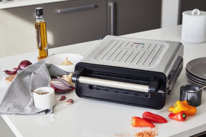Гриль George Foreman прижимной SmokelessGrill 1575Вт, темп. режимов-1, съёмные пластины, пластик, черный