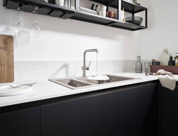 Смеситель для кухни Hansgrohe Talis M54, дл.излива - 215мм, вытяжной, 1 рычаг, KM270, сталь
