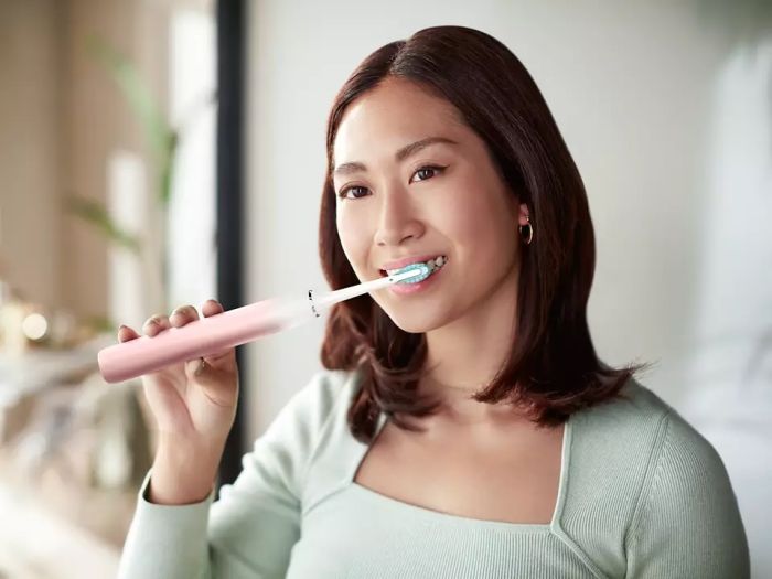Щітка зубна електр. Philips, Sonicare DiamondClean Prestige 9900, 62т. колив/хв, насадок-1, SenseIQ, зарядний чохол, рожевий