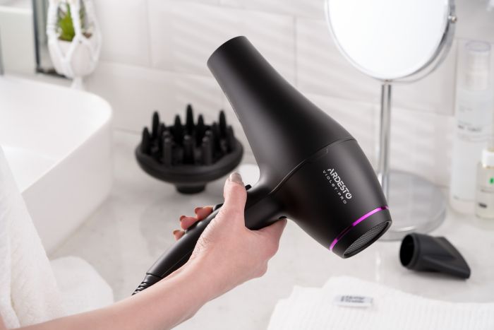 Фен Ardesto Violet PRO , 1850-2200Вт, 2 швидкості, 3темп.режима, дифузор, чорний ARDESTO HD-Y222PRO