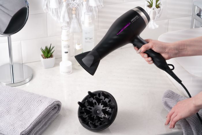Фен Ardesto Violet PRO , 1850-2200Вт, 2 швидкості , 3темп.режими, дифузор, чорний ARDESTO HD-Y223PRO