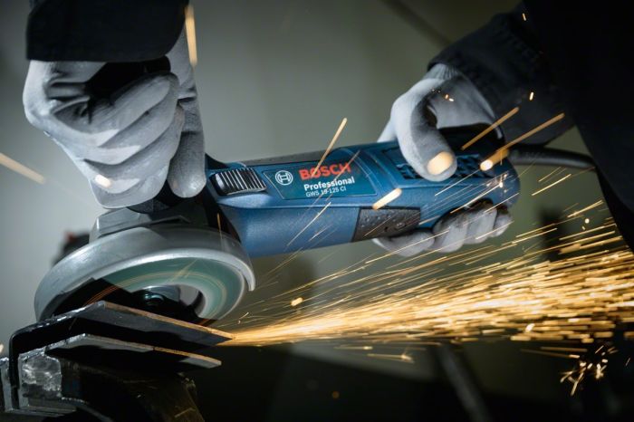 Шлифмашина угловая Bosch Professional GWS 19-125 CI, 125 мм, 1900 Вт, 11500 об/мин, 2.5 кг