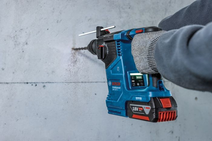 Перфоратор аккумуляторный Bosch GBH 187-LI, SDS-Plus, 18В, 2х5А•ч, 2.4Дж, кейс, 2.9кг