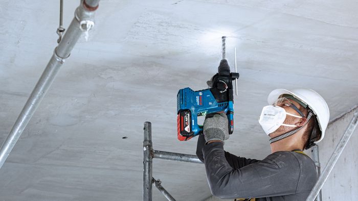 Перфоратор аккумуляторный Bosch GBH 187-LI, SDS-Plus, 18В, 2х5А•ч, 2.4Дж, кейс, 2.9кг