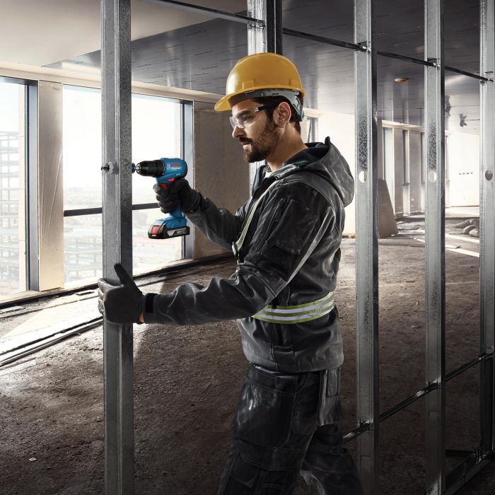 Шуруповерт-дрель аккумуляторный Bosch GSR 185-LI, 18В 2х2.0 Ач, 50Нм, 20+1, 500/1900об/мин, 0.9кг