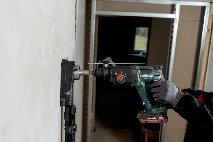 Перфоратор аккумуляторный Metabo KH 18 LTX 24, SDS-plus, 18В, 2.1Дж, 3 режима, 0-1400об•мин, 2.6кг, без АКБ и ЗП
