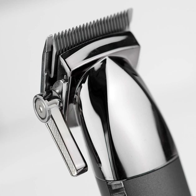 Машинка для стриження  Babyliss, мережа+акум., вібраційний мотор, насадок-10, кейс, чохол, гребінець у компл., сталь, сірий
