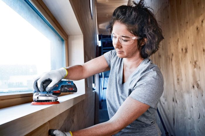 Шліфмашина ексцентрикова акумуляторна Bosch Professional GEX 18V-125 18В 125мм 10000об/хв 1.6кг