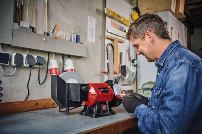 Станок точильный Einhell TC-WD 200/150, 250Вт, круг 200/150х32мм, 134-2980об/мин, 9.1 кг