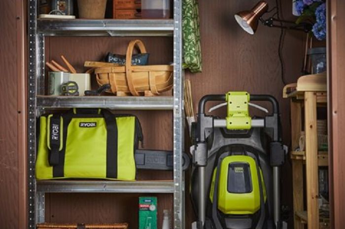 Сумка для цепной пилы Ryobi RAC256, съемный пластиковый поддон