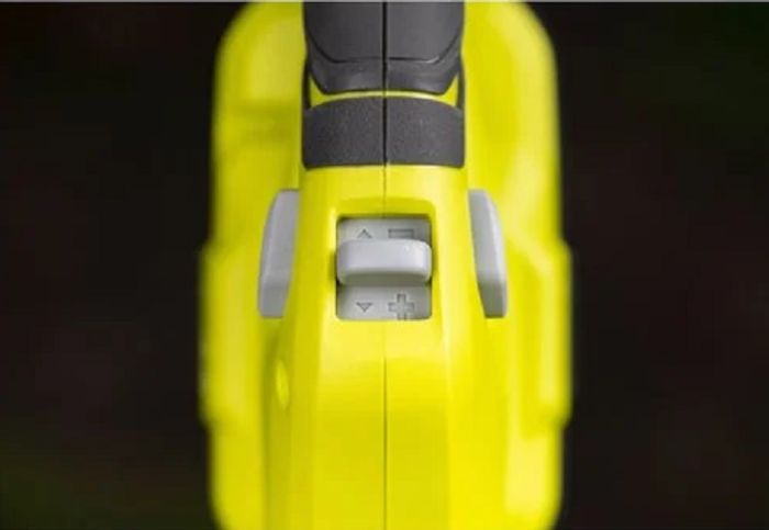 Культиватор акумуляторний Ryobi ONE+ RY18CVA-0 18В 200/250/300об/хв 4.8кг без АКБ та ЗП