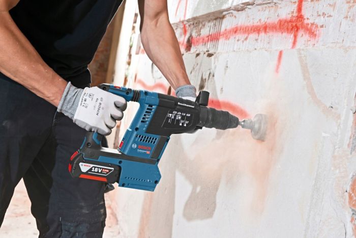 Перфоратор акумуляторний Bosch Professional GBH 187-LI SDS-plus 18В 1х5А·год 2.4Дж 3кг