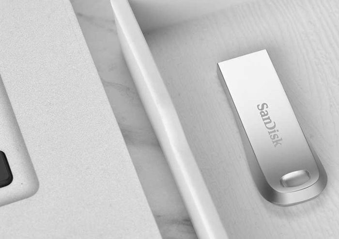 Накопитель SanDisk  256GB USB 3.1 Type-A Ultra Luxe Серебристый