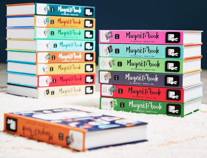 Магнитная книга Janod Космос 70эл