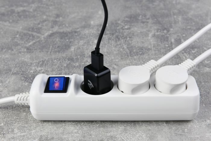 Удлинитель сетевой 2E 1.5м, 3xТипF, 16A, белый