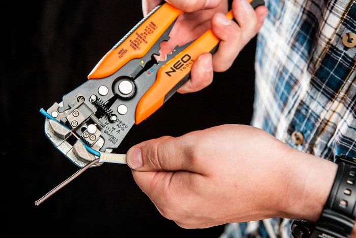 Знімач ізоляції Neo Tools, автоматичний, 0.5-6мм2, RG6/59, кусачки, 205мм