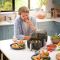 Мультипечь Russell Hobbs SatisFry Air Medium, 1350Вт, чаша-4л, сенсорное управл., алюминий/пластик, черно-серый