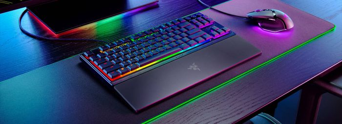 Клавиатура механическая Razer Ornata V3 TKL 84key, Mecha-Membrane Switch, USB-A, EN/UK, RGB, чёрный