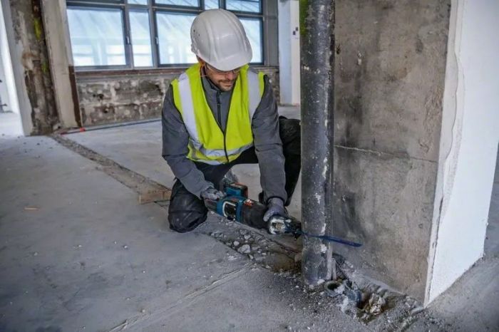 Пила шабельна акумуляторна Bosch Professional GSA 185-LI 18В пропил 230мм хід 28мм 3.2кг без АКБ та ЗП