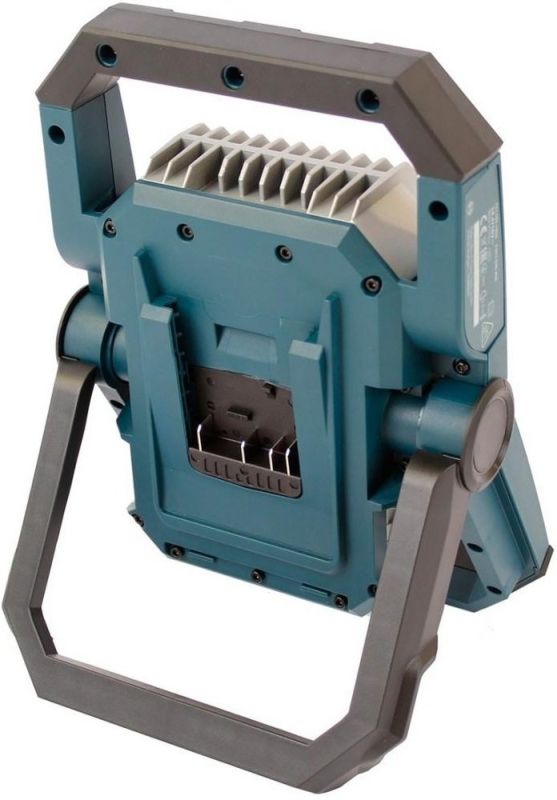 Прожектор Bosch Professional GLI 18V -1900, акум., 18B, 1900 люмен, 1.6 кг, без АКБ та ЗП