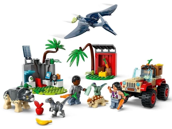 Конструктор LEGO Jurassic World Центр спасения малышей динозавров