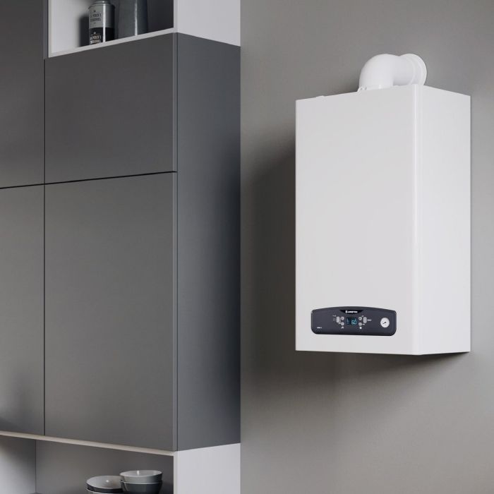 Котел газовый Ariston CARES S 30, конденсационный, двухконтурный, 30 кВт