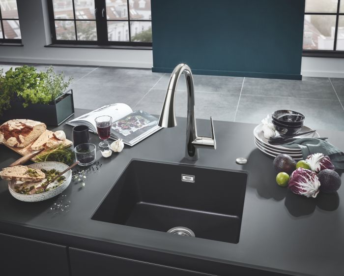 Мийка кухонна Grohe K700U, граніт, прямокут., без крила, 533x457x205мм, чаша - 1, врізна/під стільницю, чорний граніт