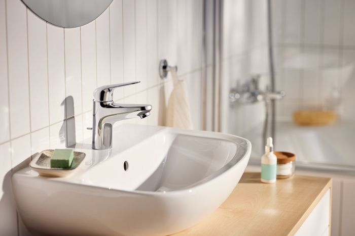 Змішувач для раковини Grohe QuickFix Swift M  довж. виливу - 116мм, неповоротний, 1 важіль, хром