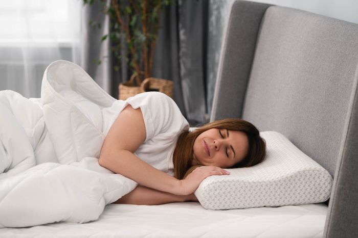 Подушка ортопедическая Ardesto Sleepwell, 60х40х11/9см, волна, пена мемори, белый