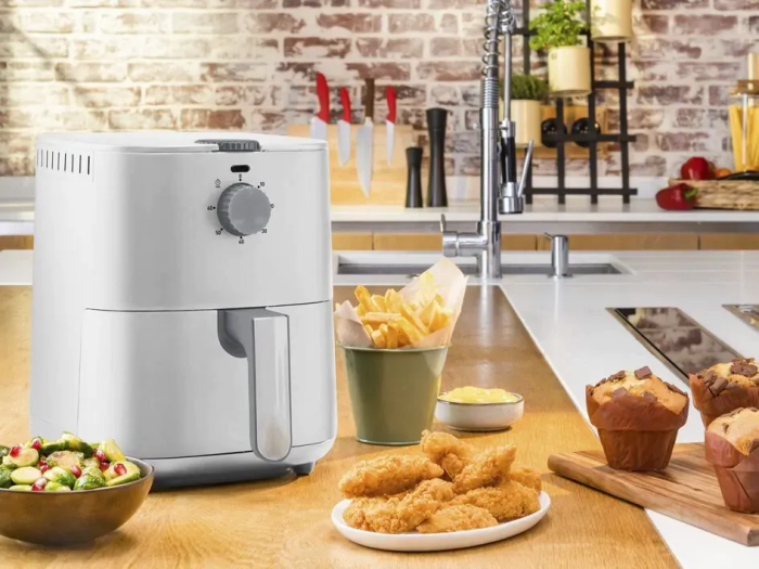 Мультипечь Tefal Easy Fry Essential, 1430Вт, чаша-3.5л, механическое управл., пластик, белый