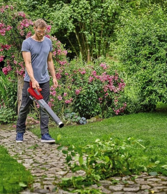 Повітродув акумуляторний Einhell Professional GP-LB 18/200 Li E - Solo 18В 200км/г 630м3/г 2.2кг без АКБ та ЗП