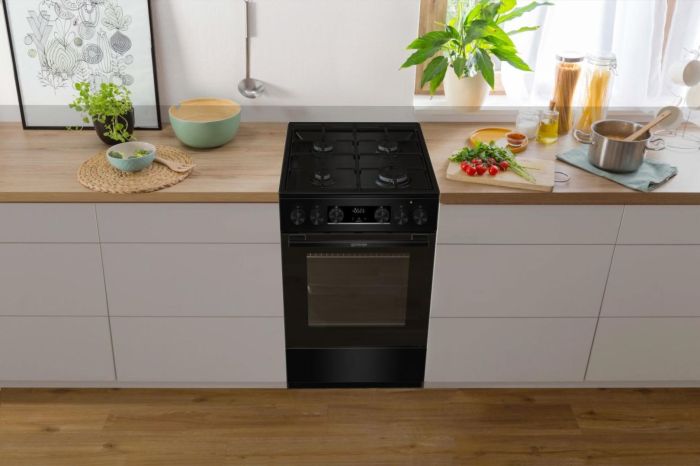 Плита Gorenje комби, 62л, 50x60см, дисплей, IconLed,эмалированные, черный