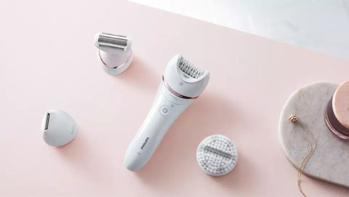 Епілятор Philips 8000 series дисковий, акумул., пінцет.-32, волог.+сух., насадок-7, футляр, білий